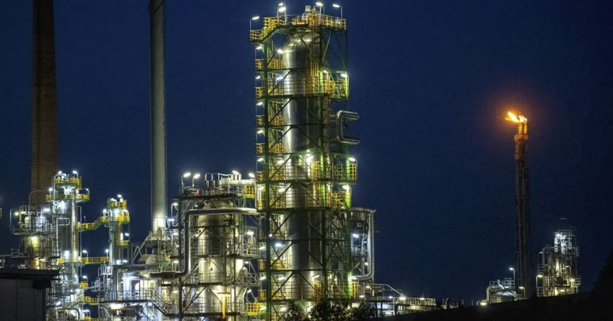 An oil manufactory